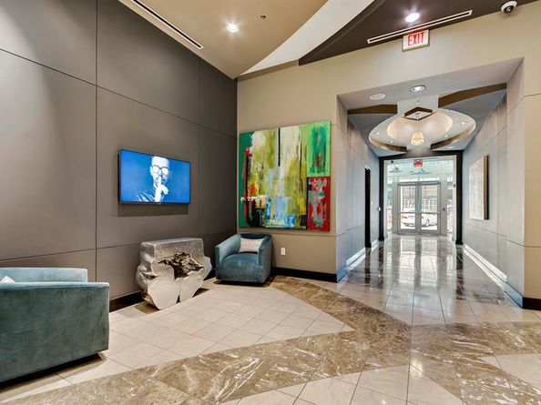 360 Nueces ST 2105, Austin TX 78701