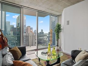 360 Nueces ST 2105, Austin TX 78701