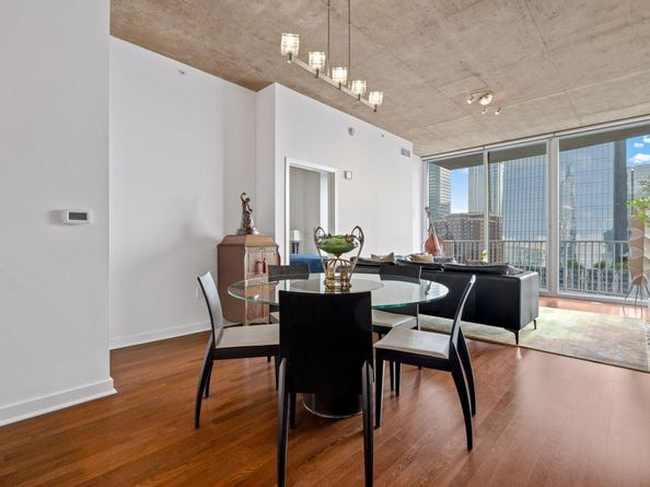 360 Nueces ST 2105, Austin TX 78701