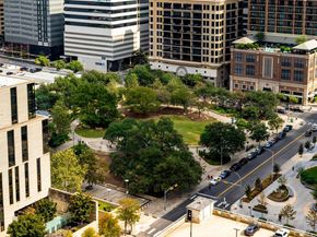 360 Nueces ST 2105, Austin TX 78701