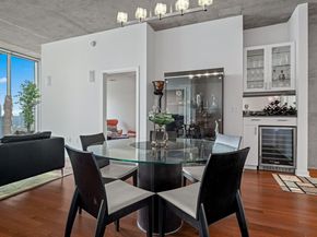 360 Nueces ST 2105, Austin TX 78701