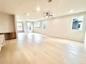 4324 Airport BLVD B, Austin TX 78722