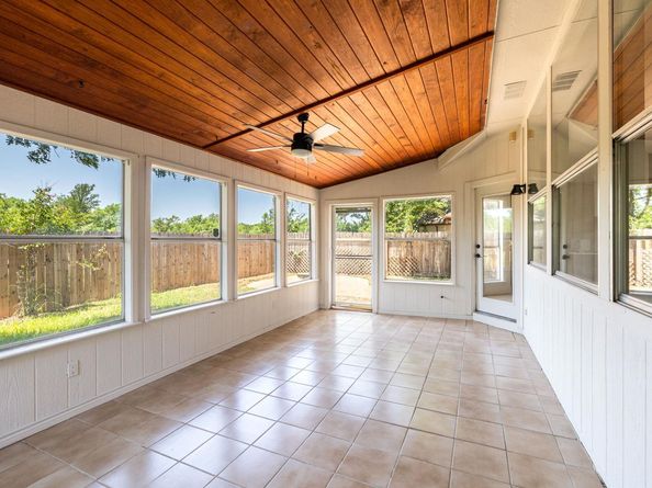 7802 Vail Valley DR, Austin TX 78749