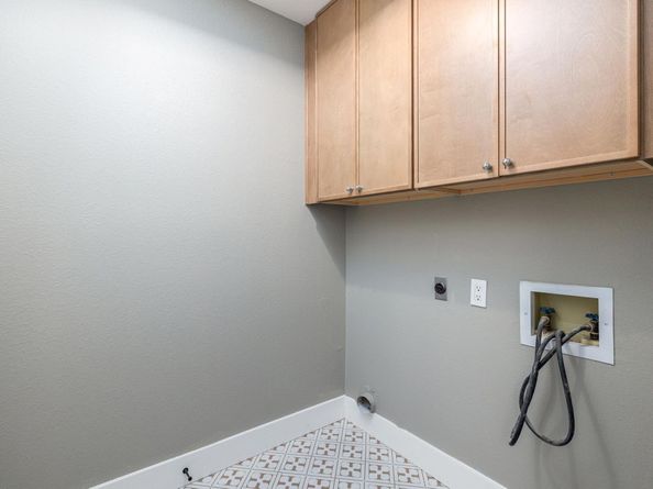 7802 Vail Valley DR, Austin TX 78749