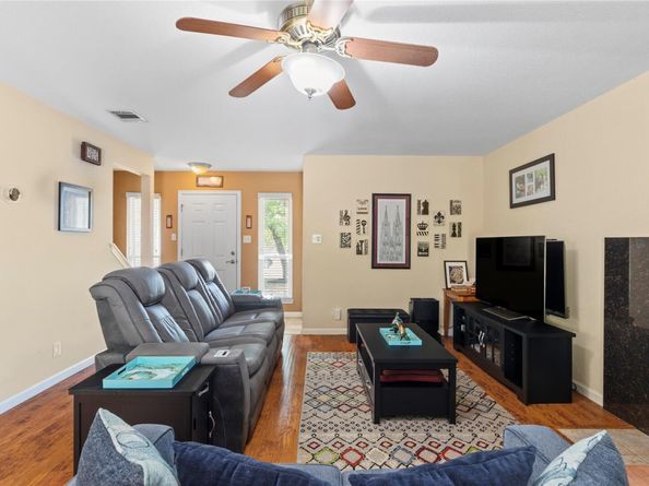 609 Wild Briar CV, Cedar Park TX 78613