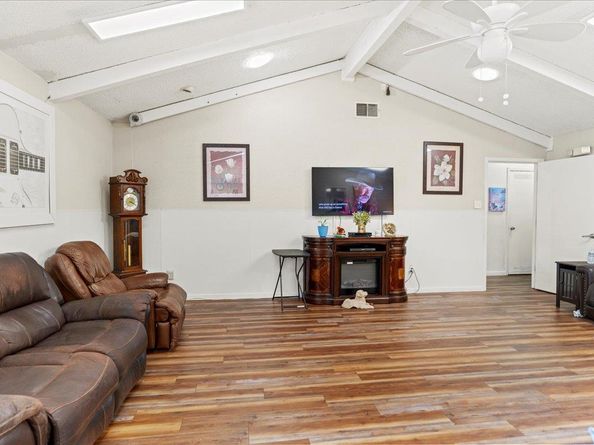 Undisclosed Address #2913513, Round Rock TX 78681