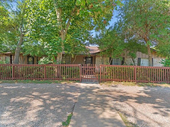 Undisclosed Address #2913513, Round Rock TX 78681