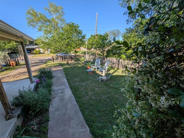 307 Swanee DR, Austin TX 78752