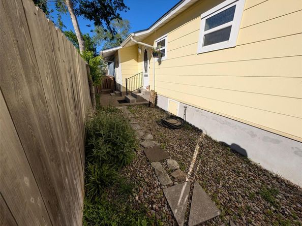 307 Swanee DR, Austin TX 78752
