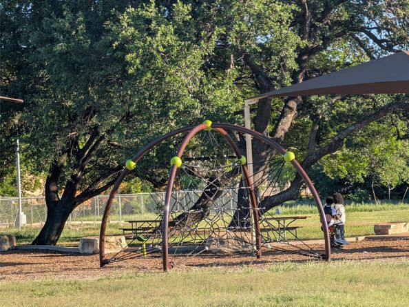 307 Swanee DR, Austin TX 78752