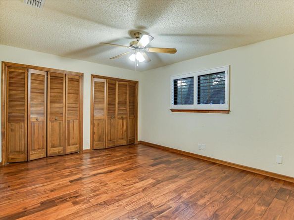 11210 Deadoak LN, Austin TX 78759