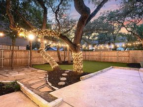 11210 Deadoak LN, Austin TX 78759