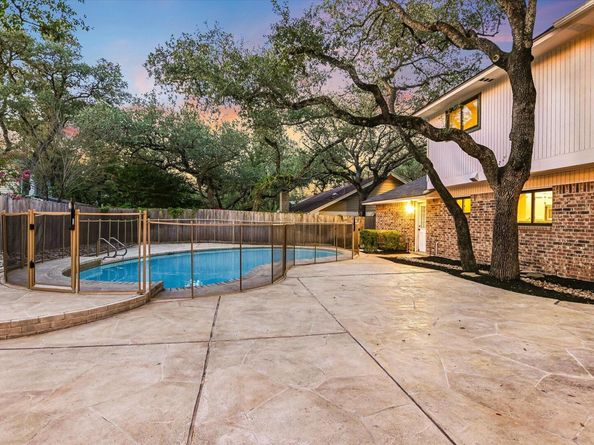 11210 Deadoak LN, Austin TX 78759