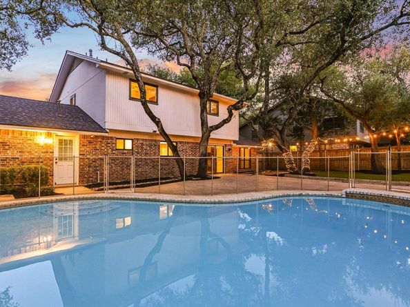 11210 Deadoak LN, Austin TX 78759
