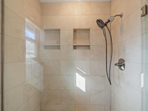 6523 Heron DR, Austin TX 78759