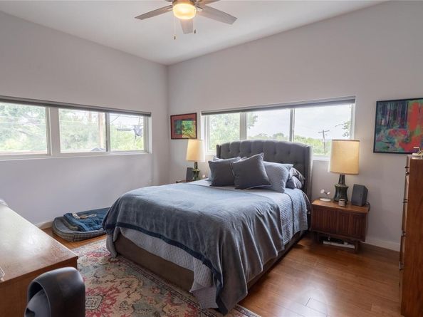 1518 Parker LN B, Austin TX 78741
