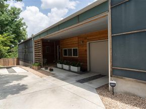 1518 Parker LN B, Austin TX 78741