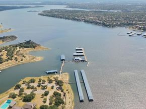 409 Venture BLVD S, Point Venture TX 78645