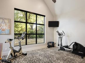 8408 Carranzo Dr, Austin TX 78735