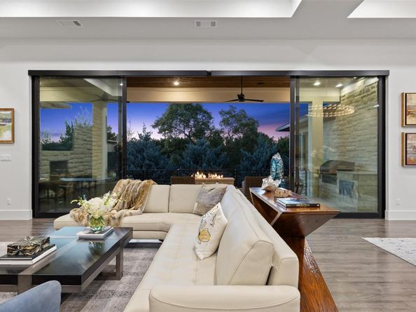 8408 Carranzo Dr, Austin TX 78735