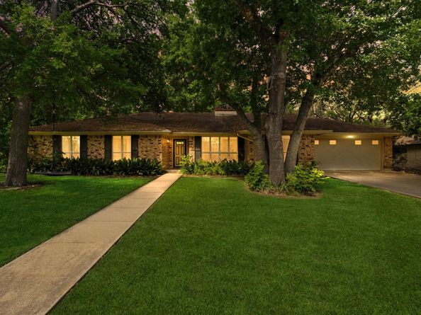 301 Tallwood DR, Georgetown TX 78628