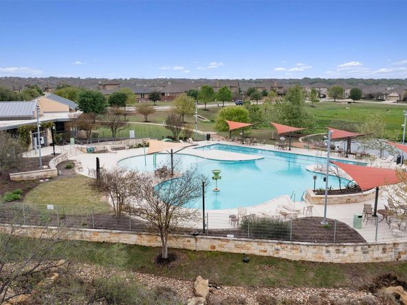 1104 Daylily LOOP, Georgetown TX 78626