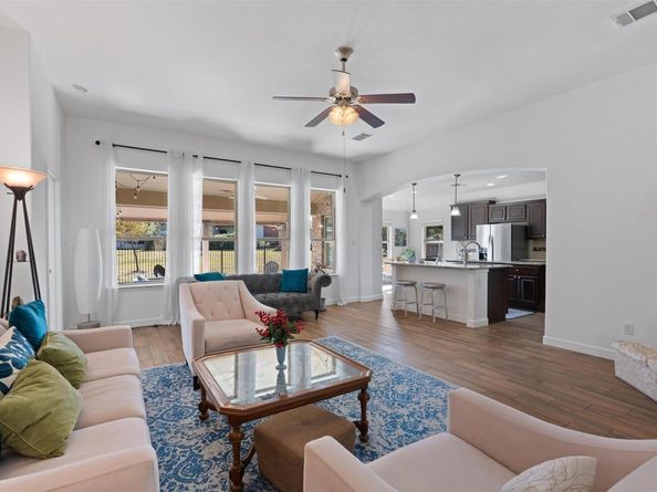 1104 Daylily LOOP, Georgetown TX 78626