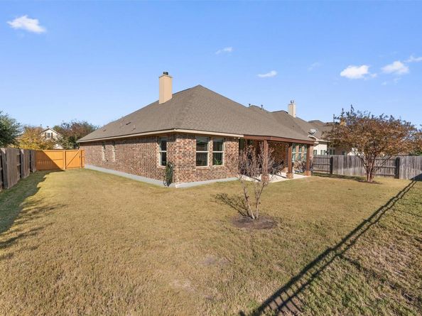 1104 Daylily LOOP, Georgetown TX 78626