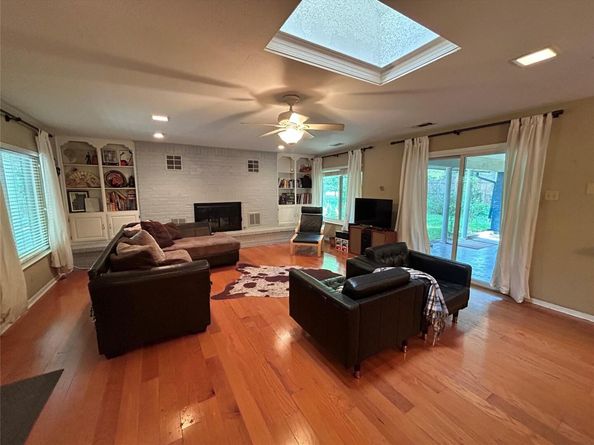 11303 Oakwood DR, Austin TX 78753