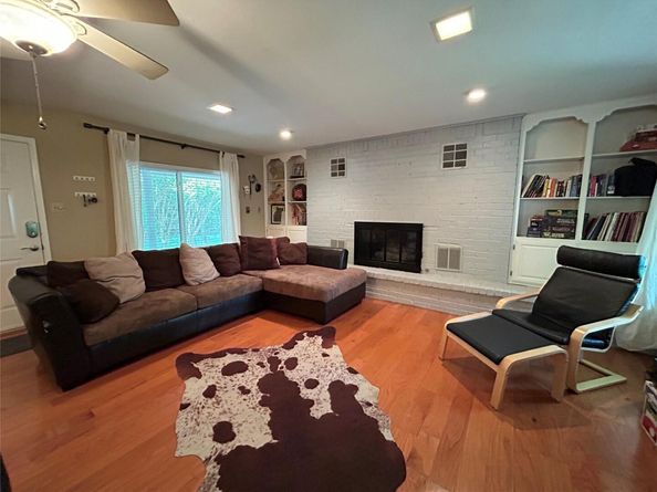 11303 Oakwood DR, Austin TX 78753