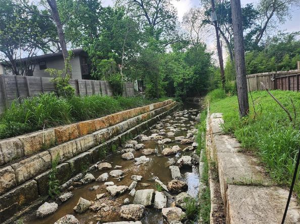 4521 Avenue D, Austin TX 78751