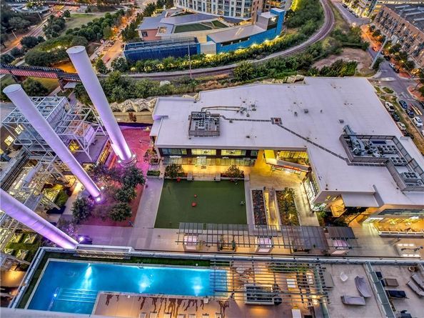 222 West Ave 1802, Austin TX 78701