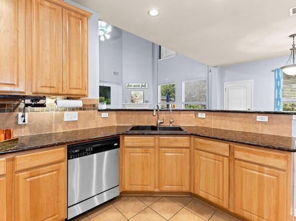 1211 Laurel Oak TRL, Pflugerville TX 78660