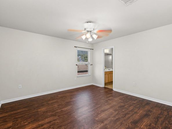 1211 Laurel Oak TRL, Pflugerville TX 78660