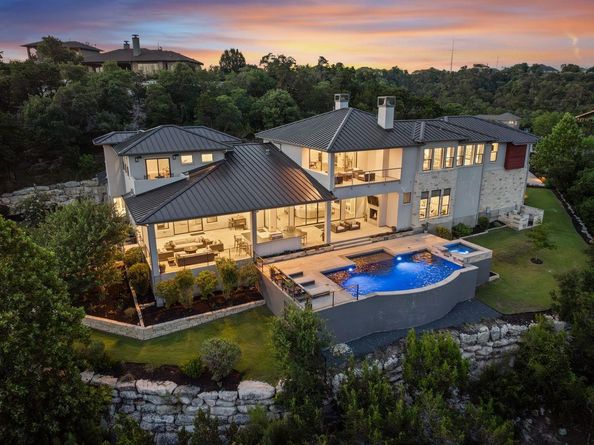 821 Laughing Dog CT, Leander TX 78641