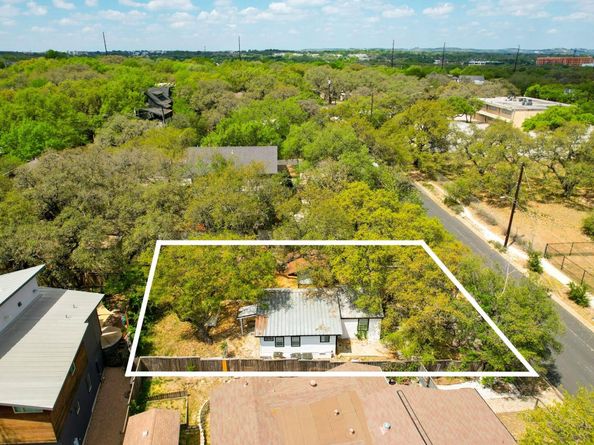 703 Herndon LN, Austin TX 78704