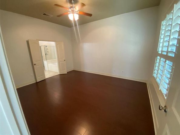2210 Onion Creek PKWY 901, Austin TX 78747