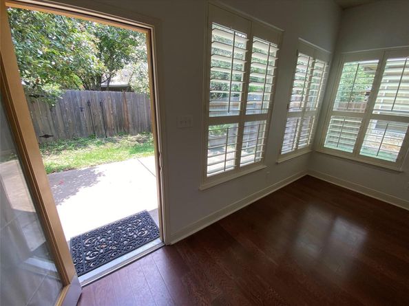 2210 Onion Creek PKWY 901, Austin TX 78747