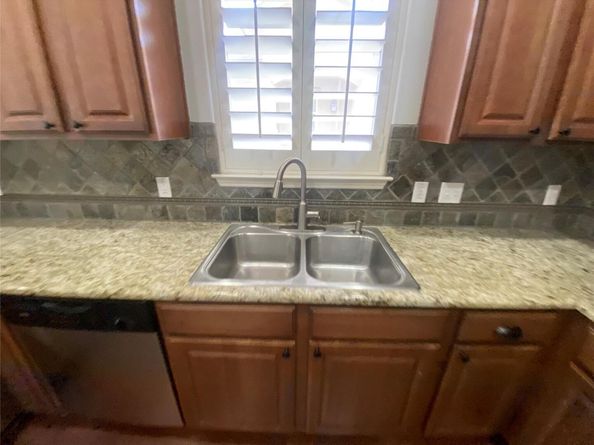 2210 Onion Creek PKWY 901, Austin TX 78747