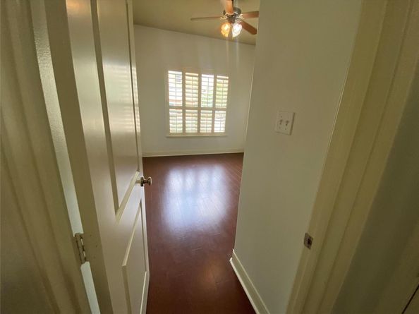 2210 Onion Creek PKWY 901, Austin TX 78747