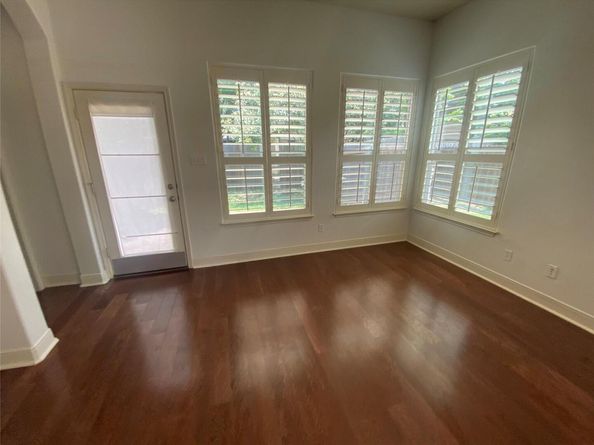 2210 Onion Creek PKWY 901, Austin TX 78747