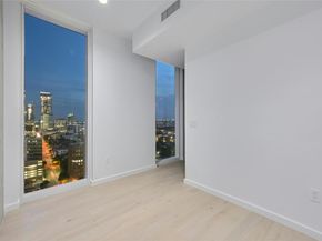 313 W 17th ST 2105, Austin TX 78701