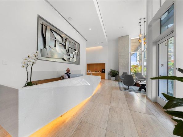 313 W 17th ST 2105, Austin TX 78701