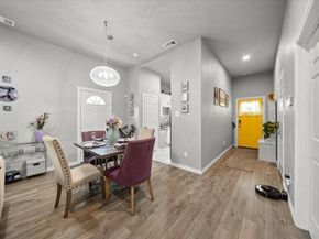 5312 Black Hawk ST, Dallas TX 75212