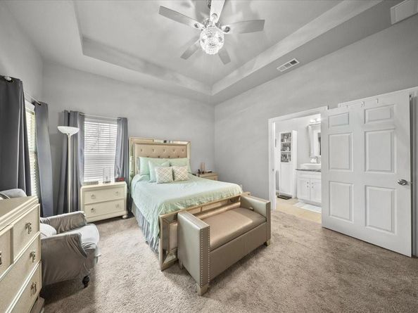5312 Black Hawk ST, Dallas TX 75212
