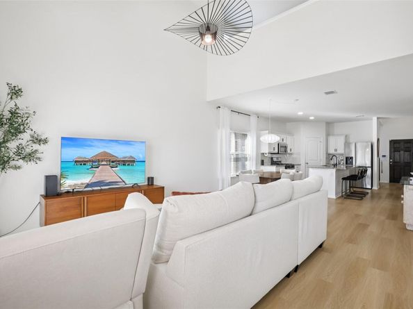 6609 Kauai LN, Austin TX 78744