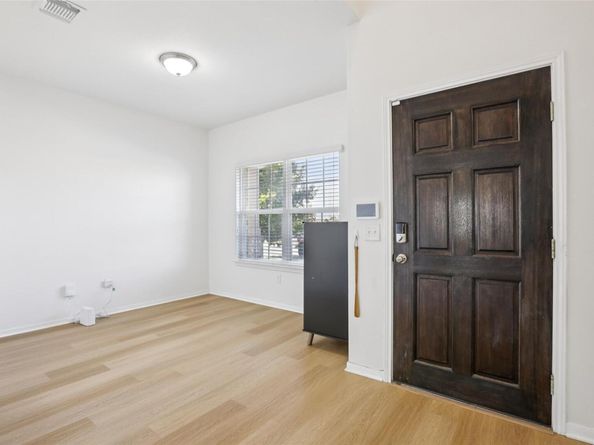 6609 Kauai LN, Austin TX 78744