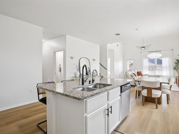 6609 Kauai LN, Austin TX 78744