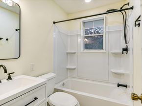 10709 Yucca DR, Austin TX 78759