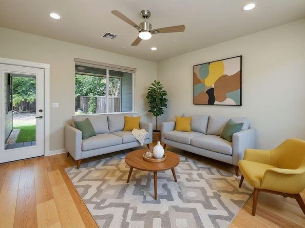 4008 Valley View RD B, Austin TX 78704
